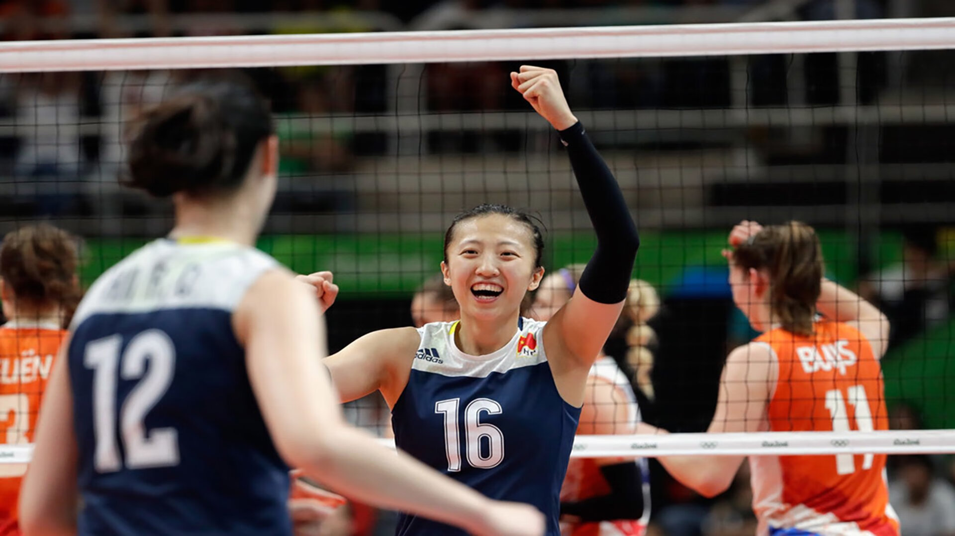 2-0!瑞士稳稳拿下韩国,但真正让全亚洲羡慕的,是阿什拉夫那一脚风驰电掣!